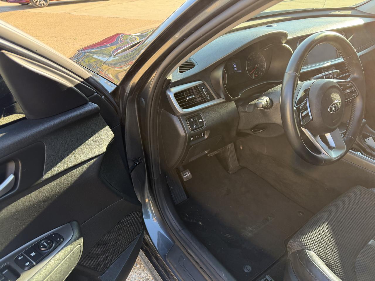 Kia Optima LX 2020