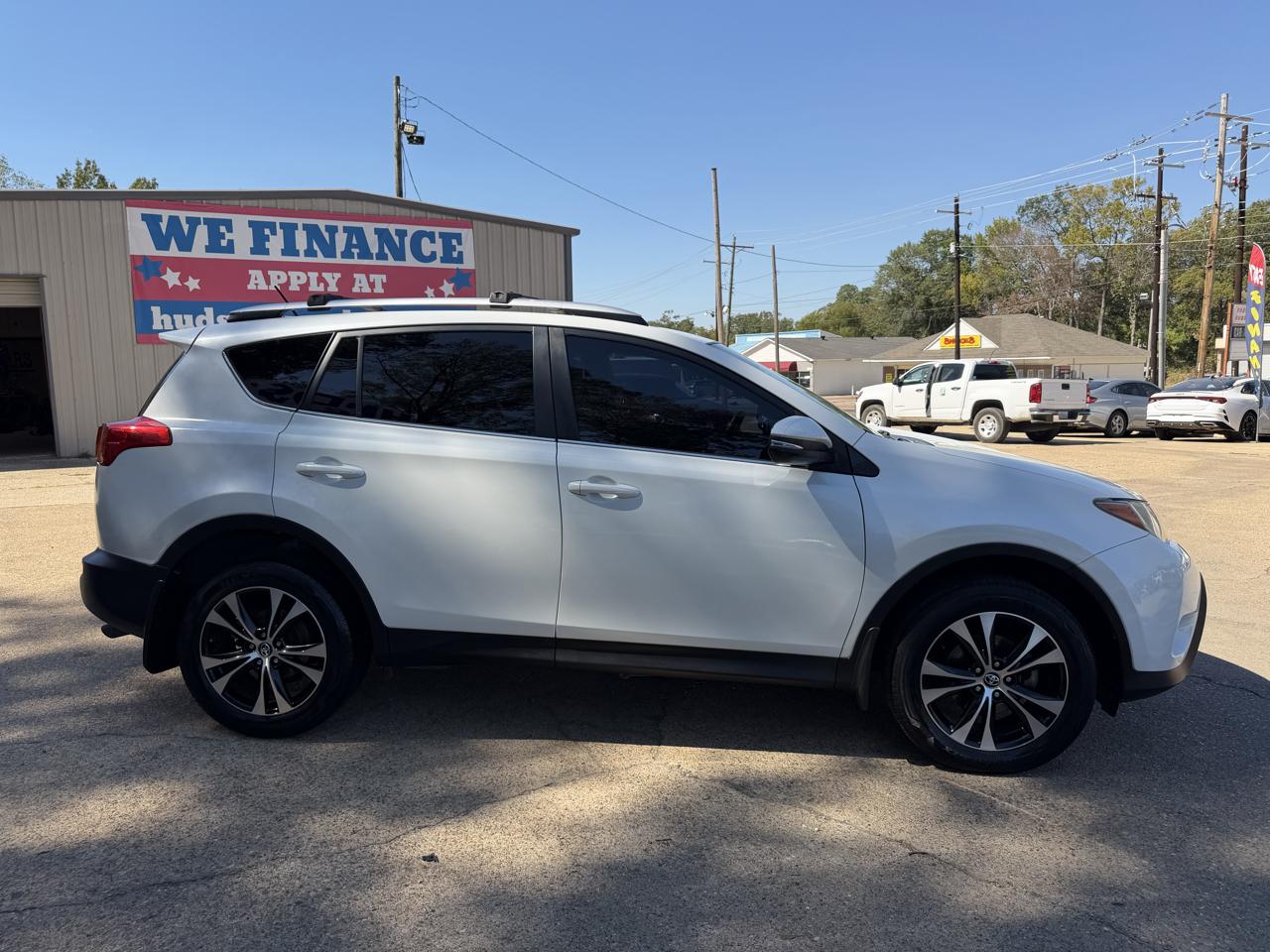 Toyota RAV4 Limited FWD 2015