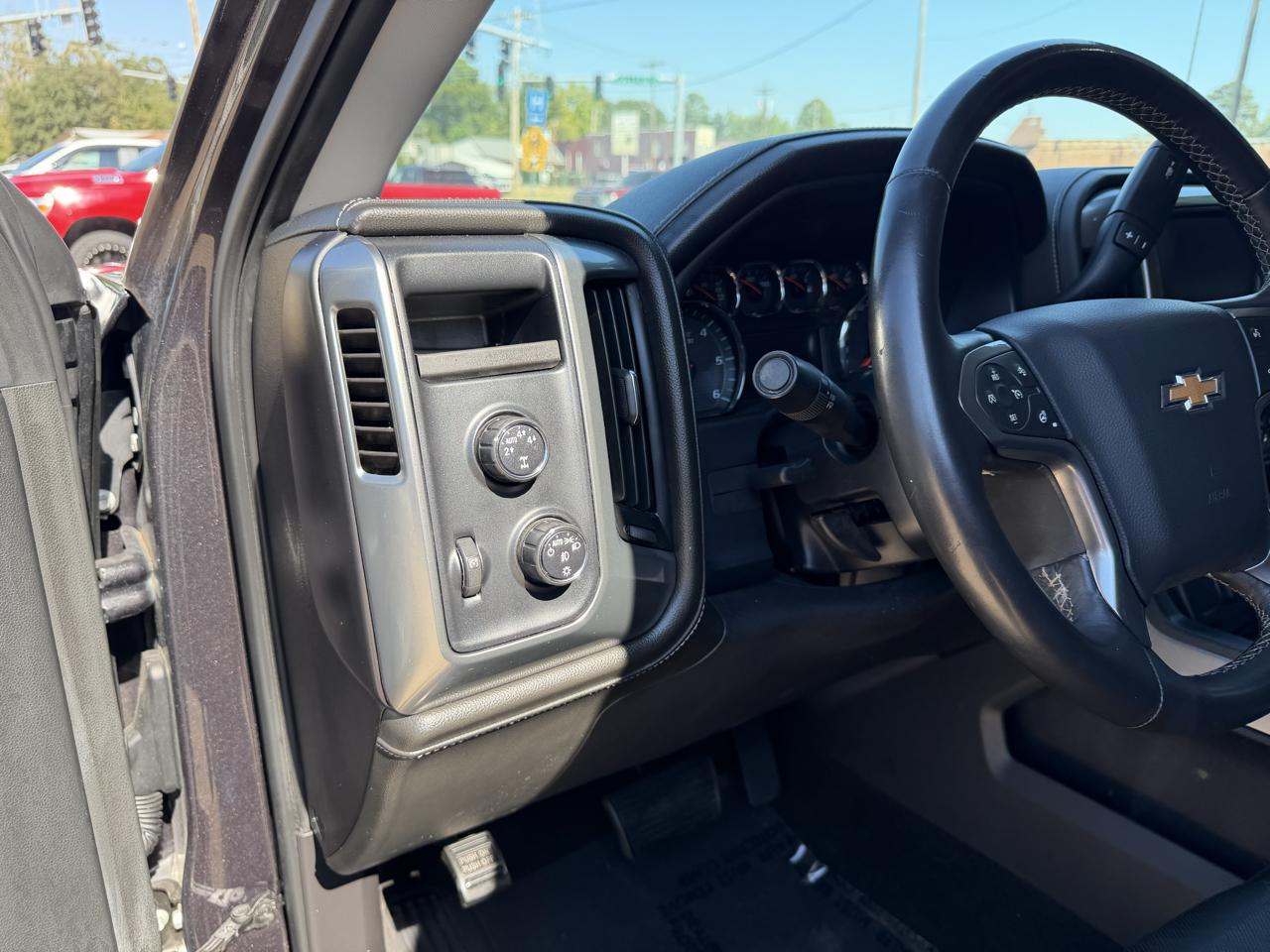 Chevrolet Silverado 1500 LTZ Z71 Crew Cab 4WD 2015