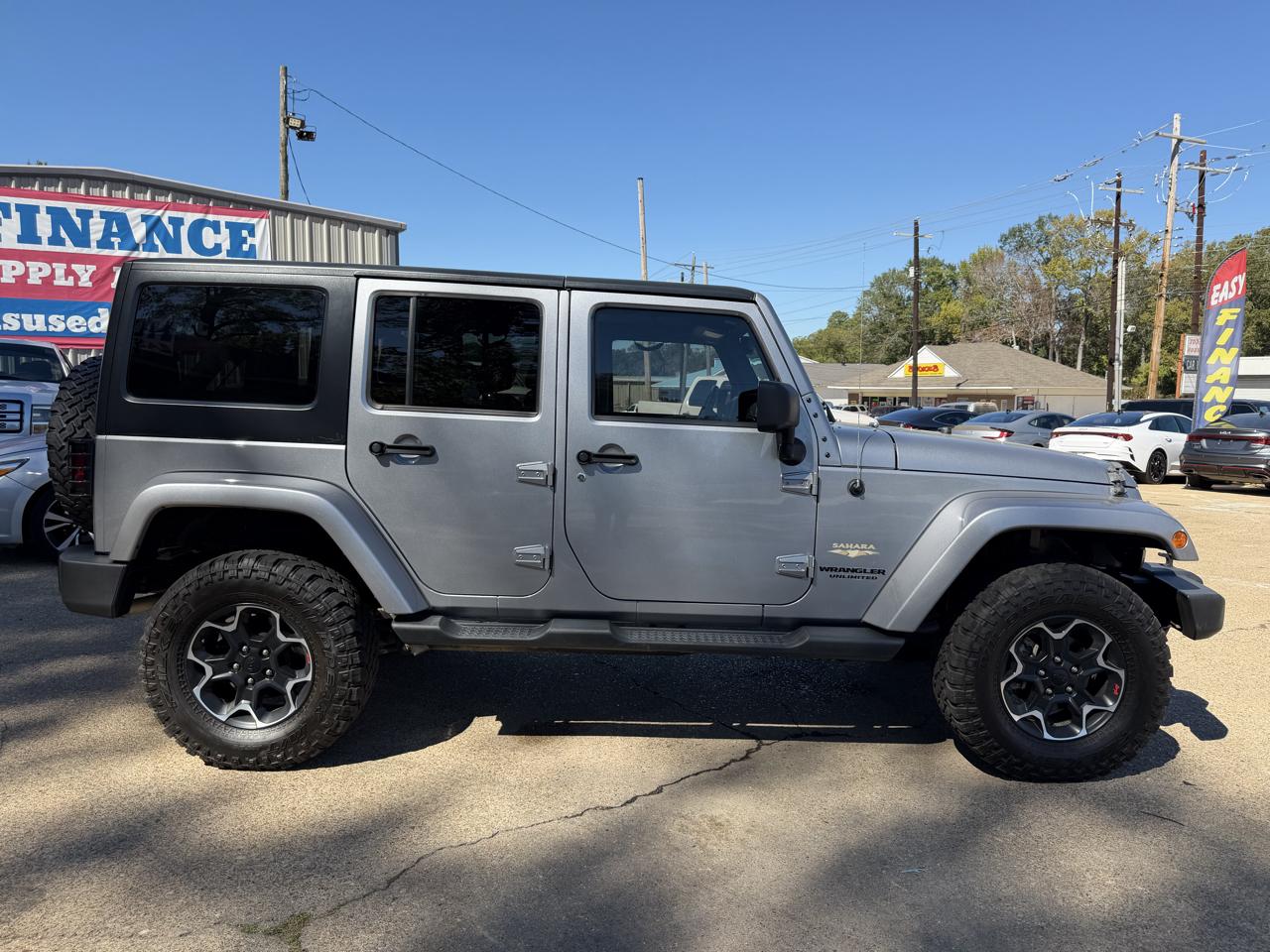 Jeep Wrangler Unlimited Sahara 4WD 2014