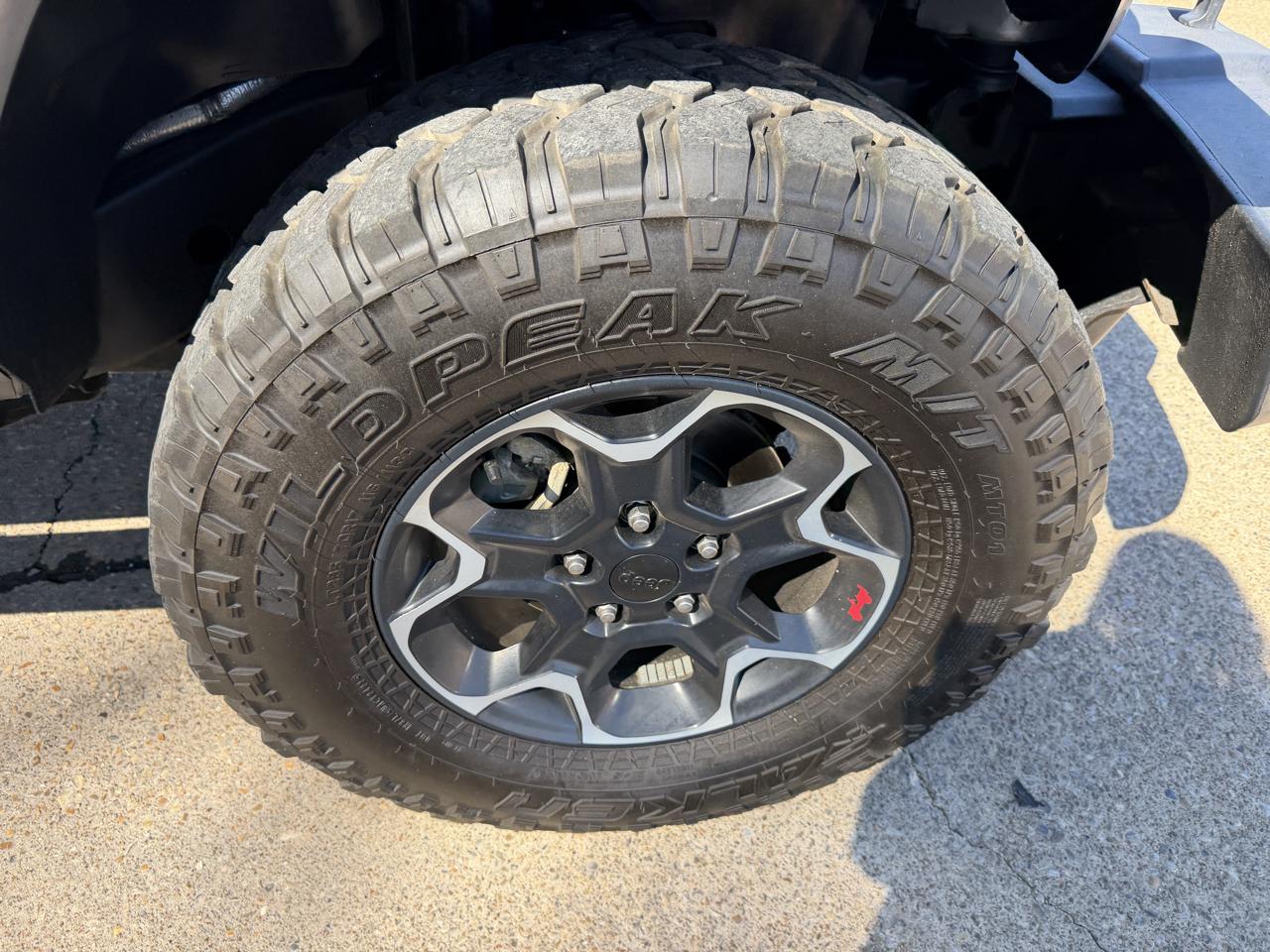 Jeep Wrangler Unlimited Sahara 4WD 2014
