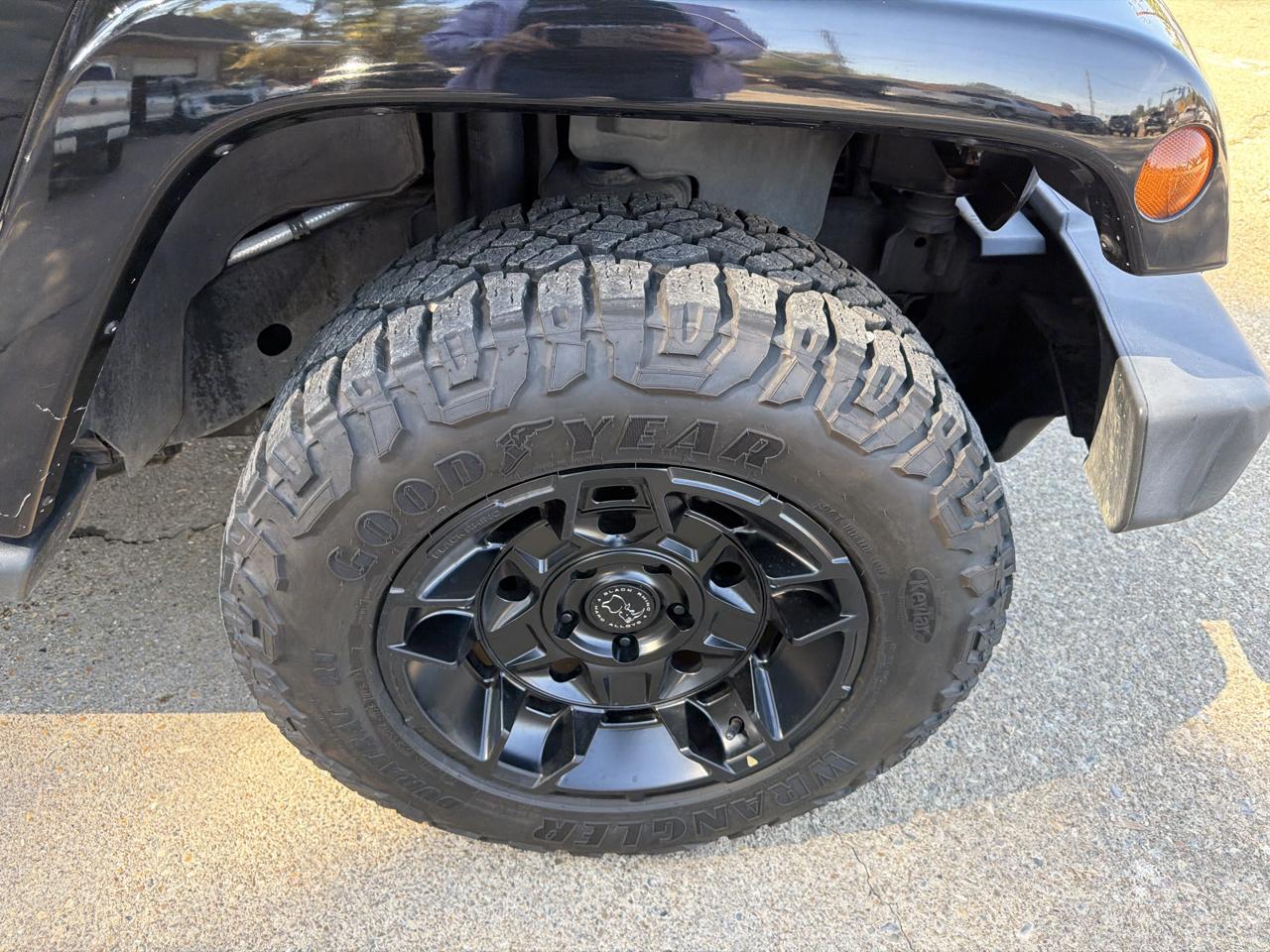 Jeep Wrangler Unlimited Sahara 4WD 2013