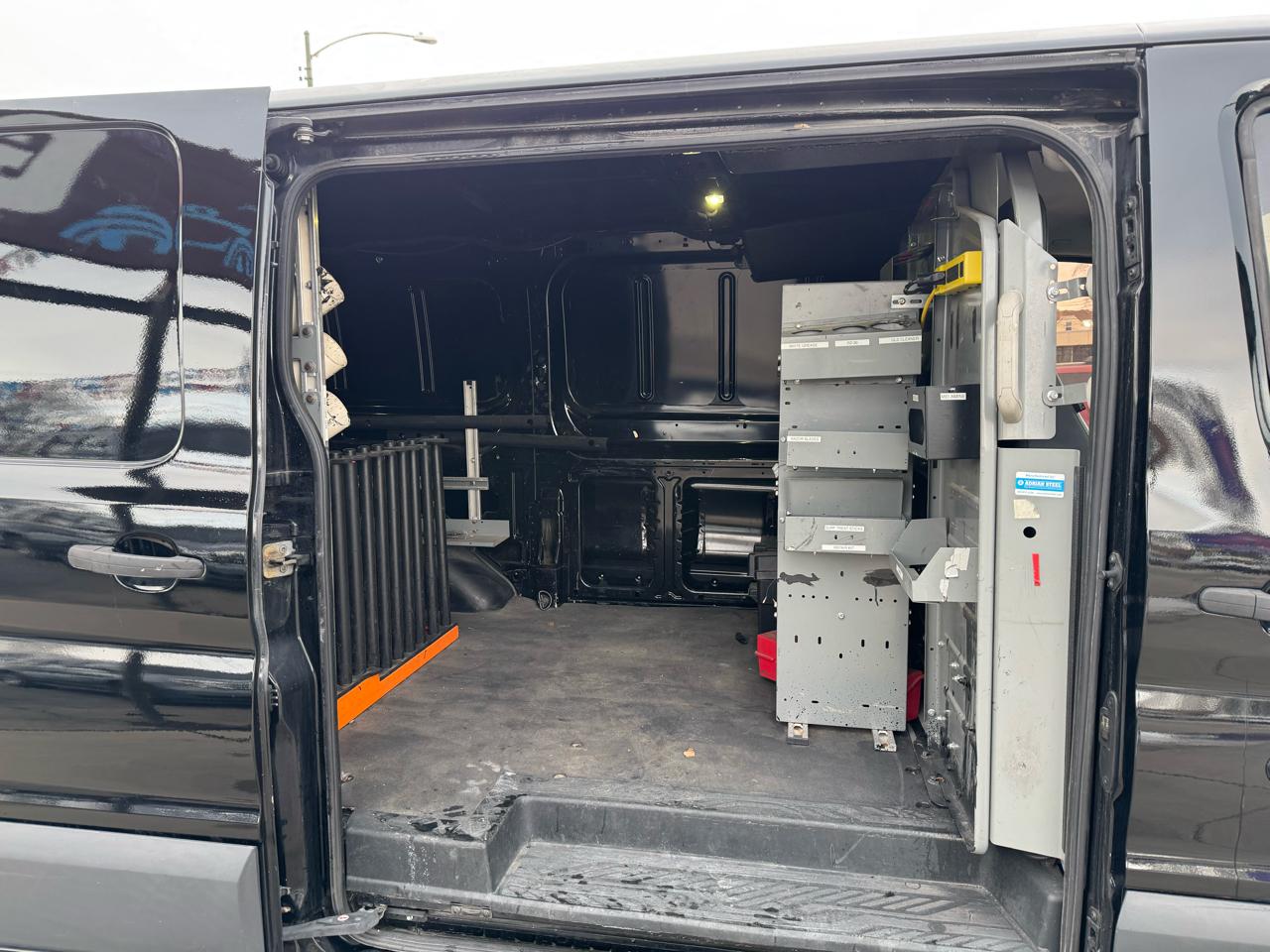 Ford Transit 150 Van Low Roof w/Sliding Pass. 130-in. WB 2017