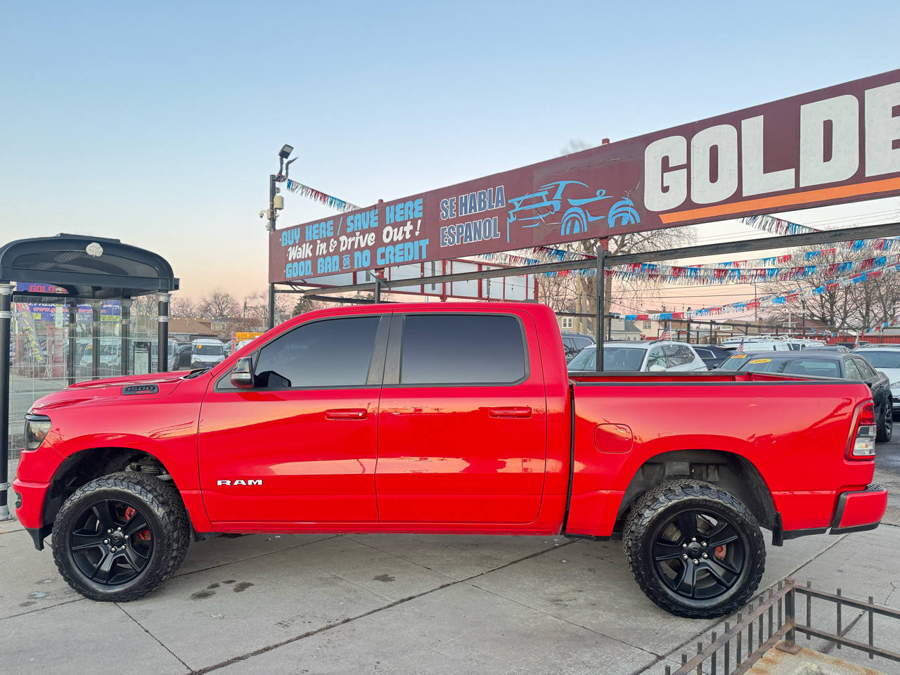 RAM 1500 Big Horn Crew Cab SWB 4WD 2022