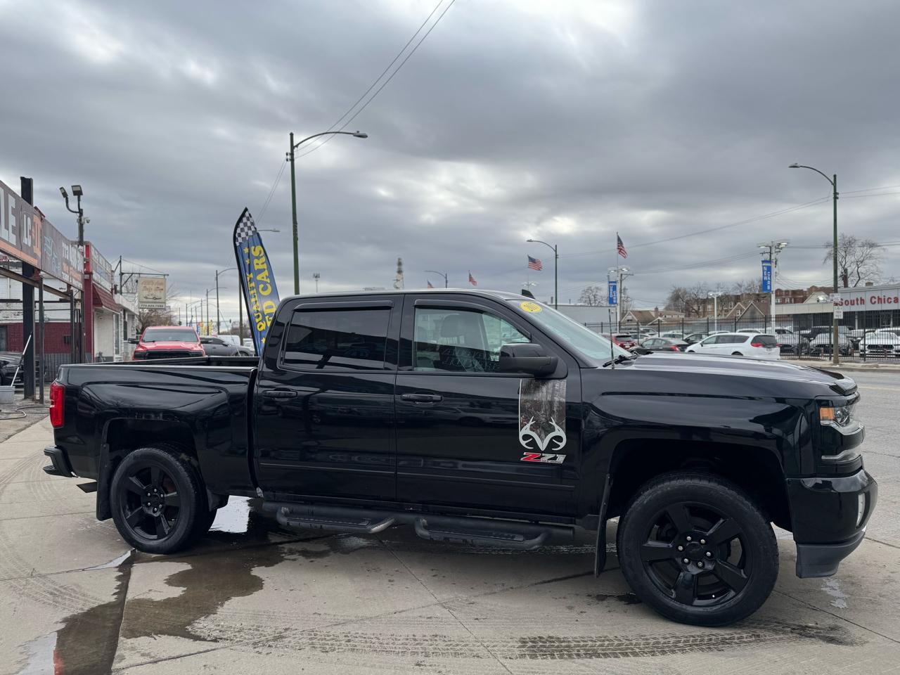 Chevrolet Silverado 1500 LTZ Crew Cab 4WD 2017