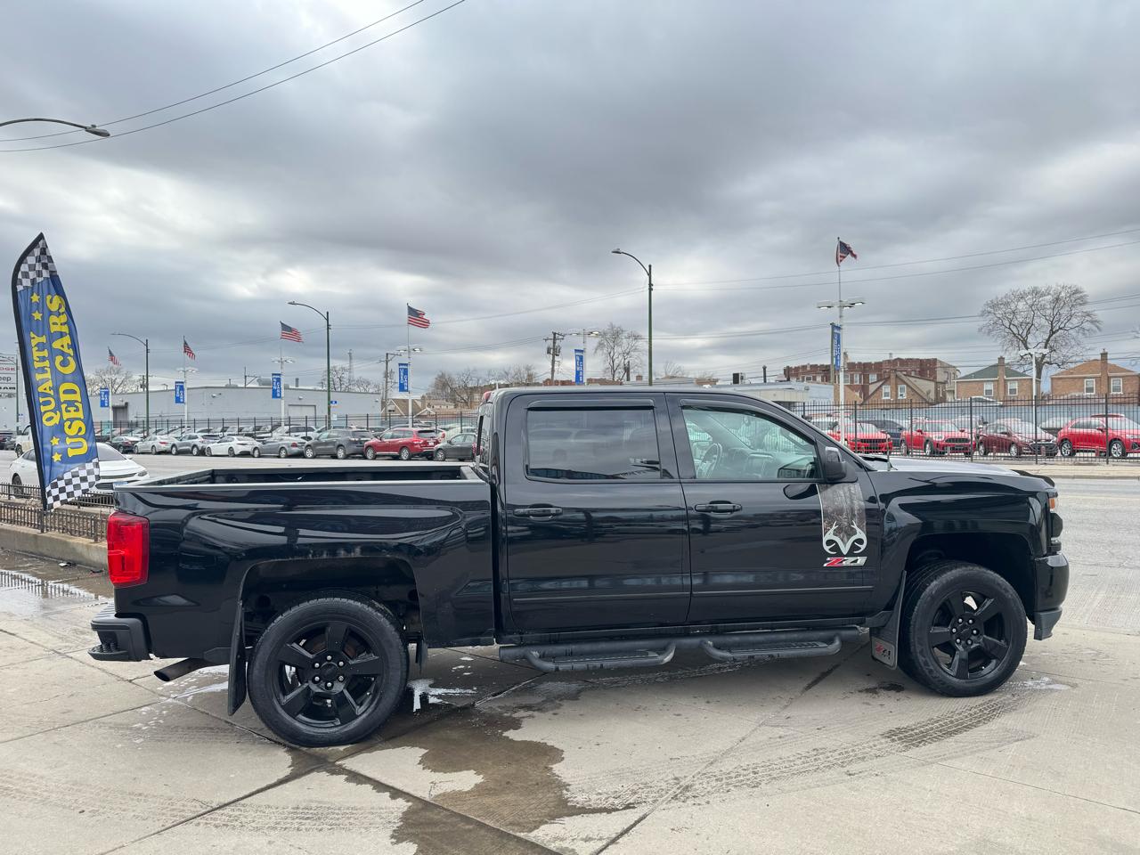 Chevrolet Silverado 1500 LTZ Crew Cab 4WD 2017