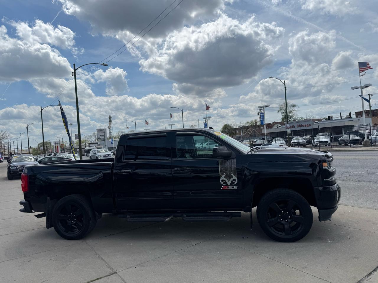 Chevrolet Silverado 1500 LTZ Crew Cab 4WD 2017