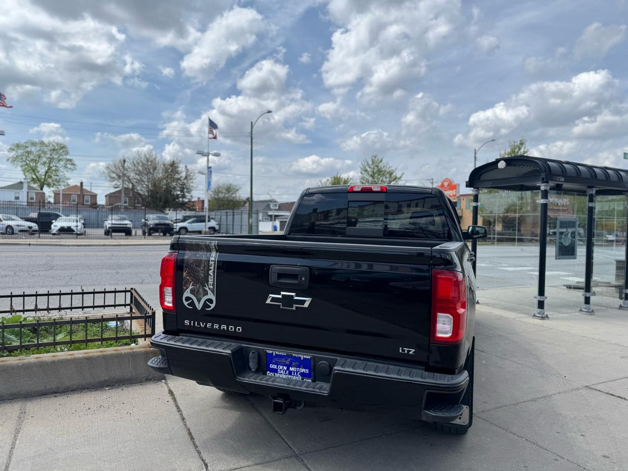 Chevrolet Silverado 1500 LTZ Crew Cab 4WD 2017