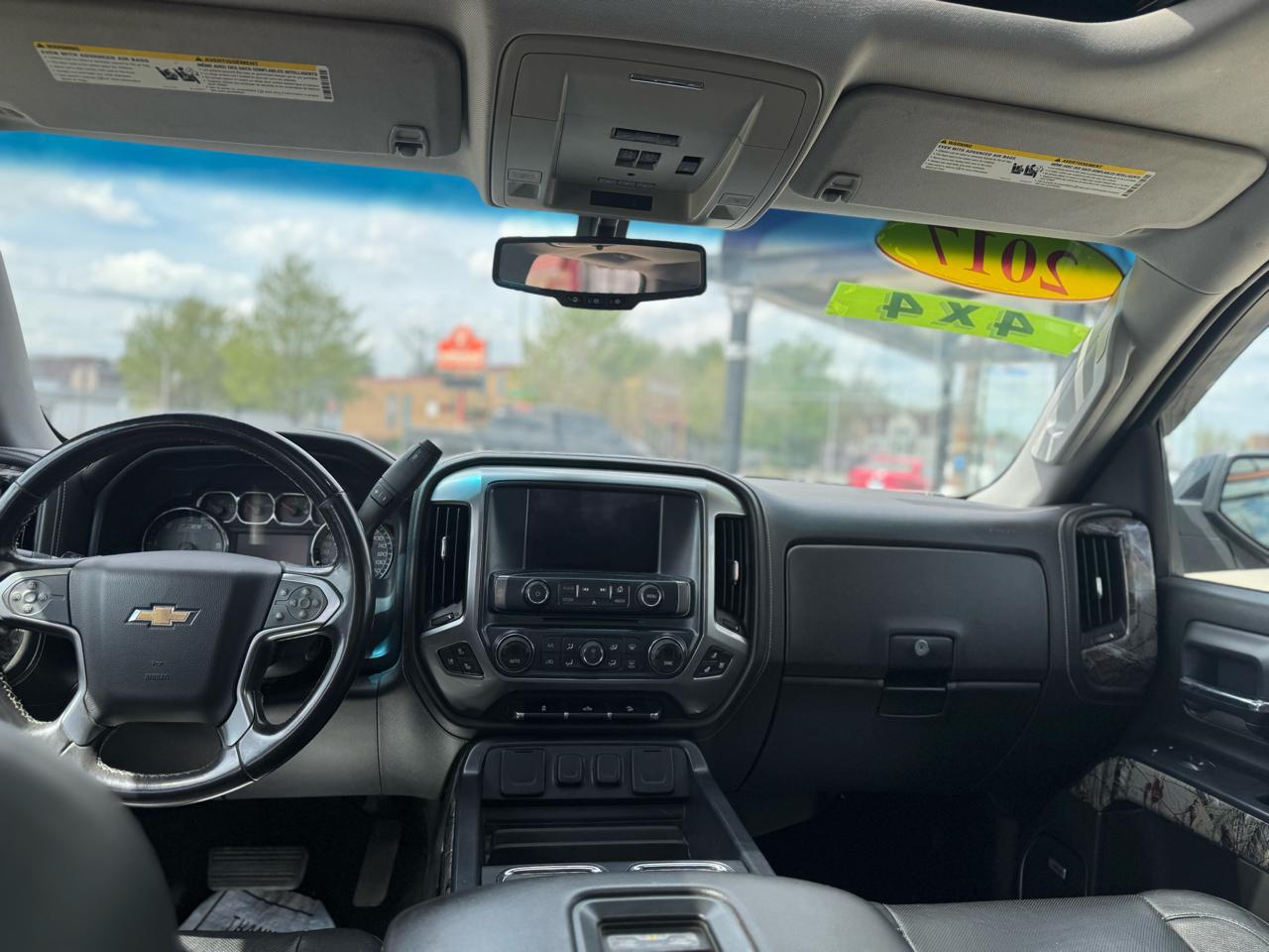 Chevrolet Silverado 1500 LTZ Crew Cab 4WD 2017