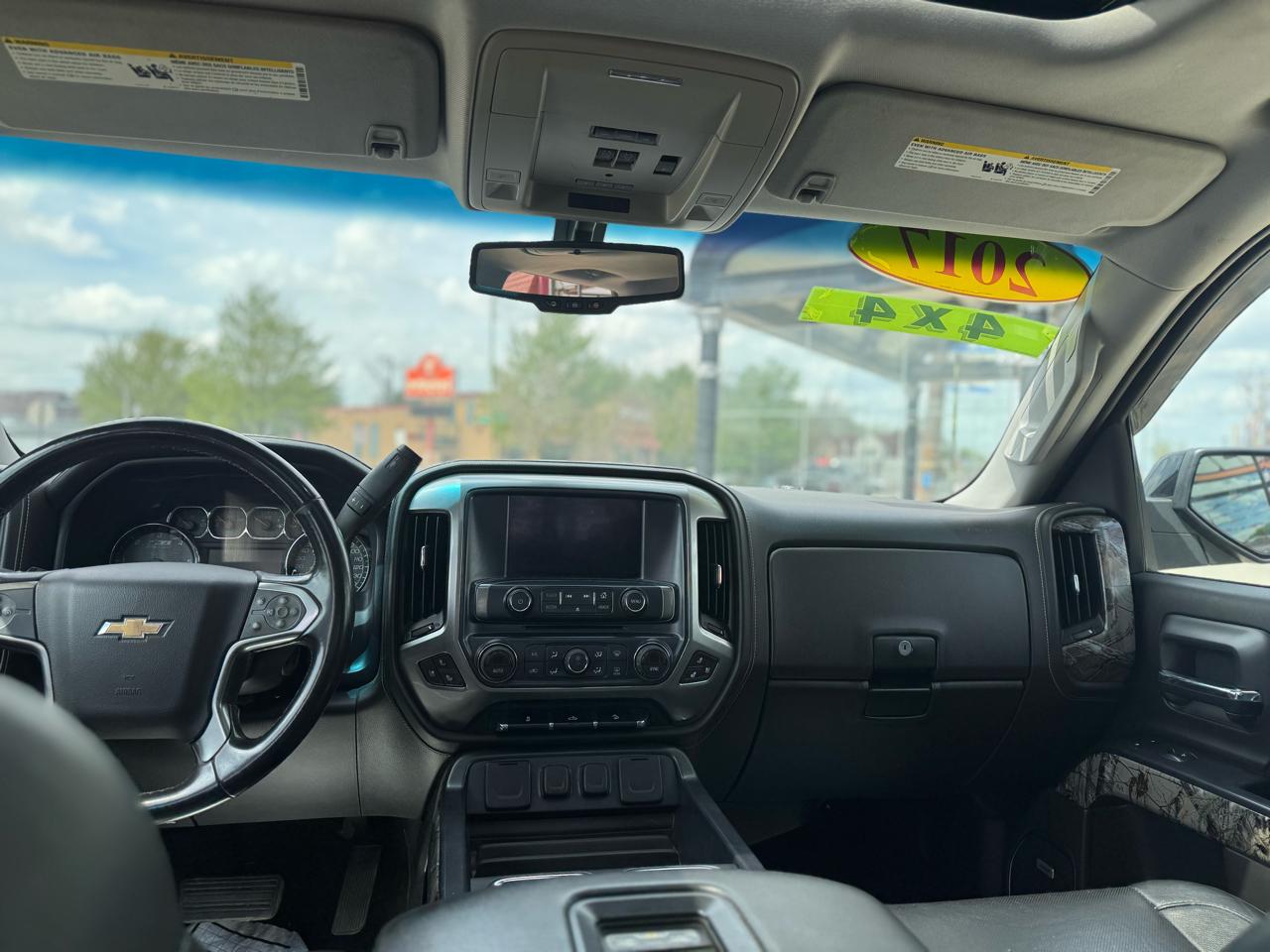 Chevrolet Silverado 1500 LTZ Crew Cab 4WD 2017