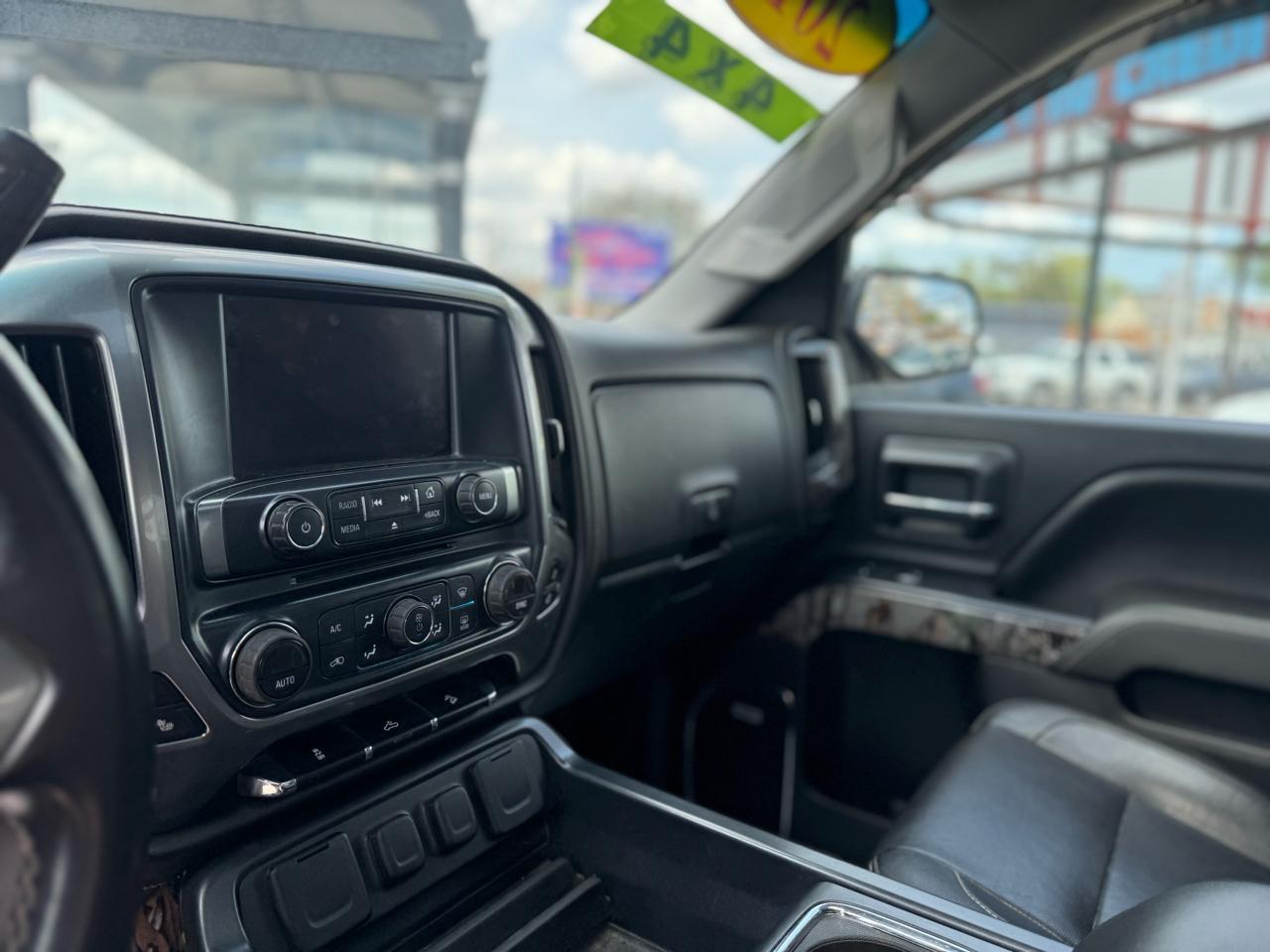 Chevrolet Silverado 1500 LTZ Crew Cab 4WD 2017