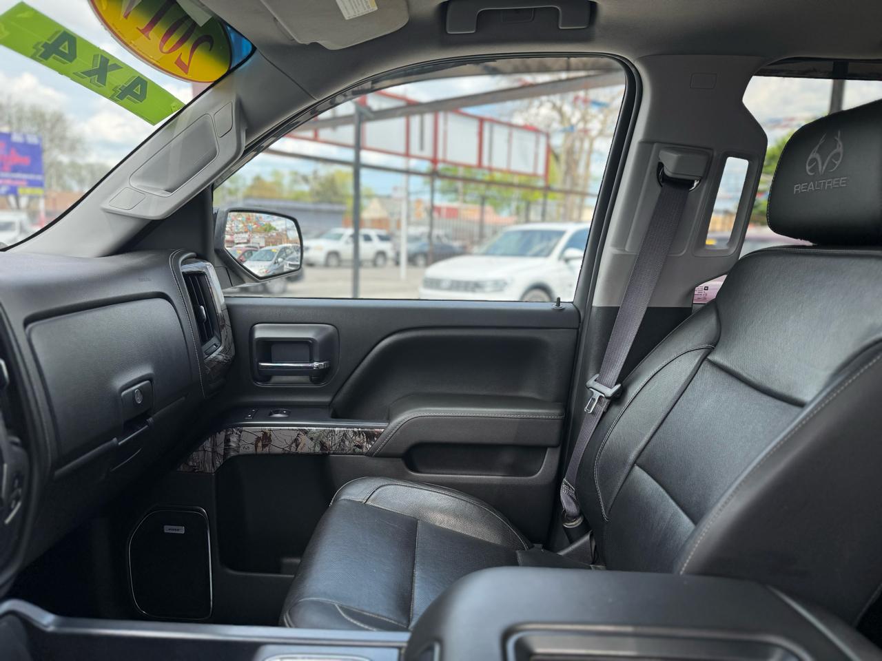 Chevrolet Silverado 1500 LTZ Crew Cab 4WD 2017