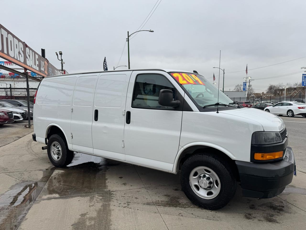 2019 CHEVROLET EXPRESS - Image 5