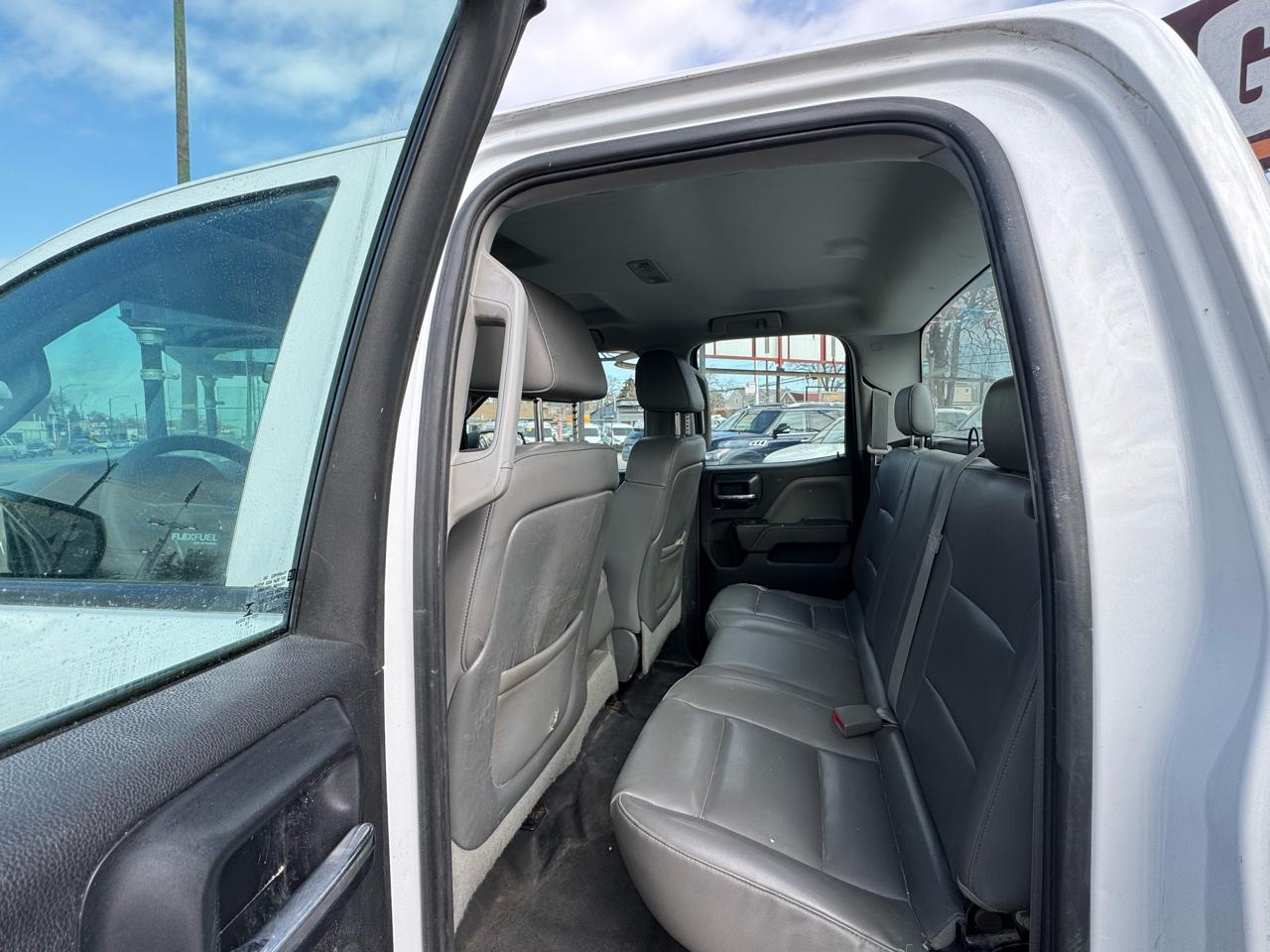 2015 CHEVROLET SILVERADO - Image 12