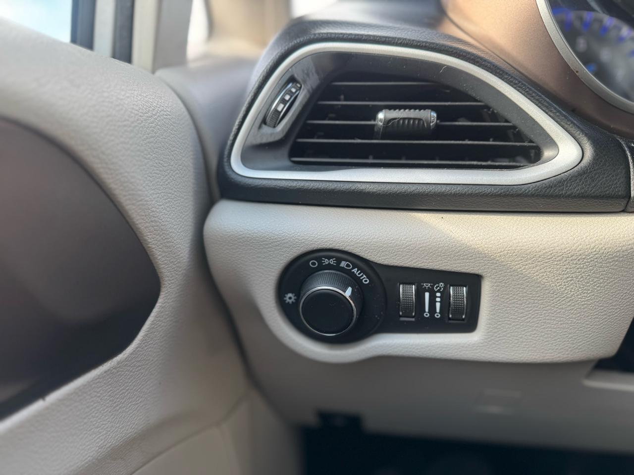 Chrysler Voyager LXI 2020