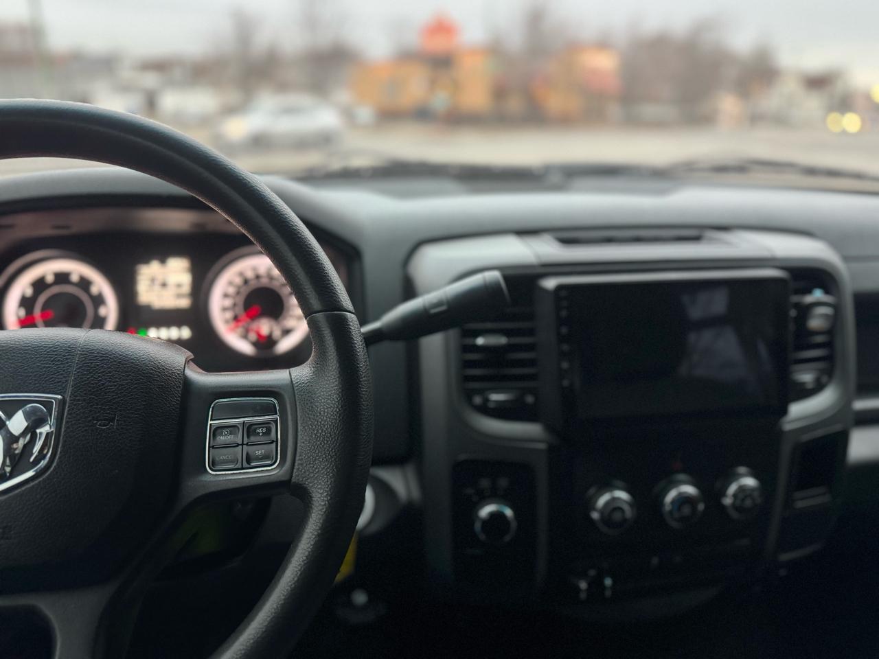 2014 RAM 1500 - Image 16