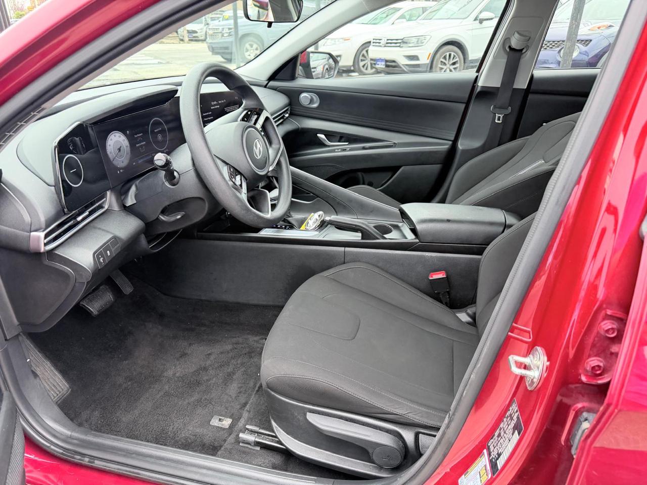 Hyundai Elantra SEL 2024