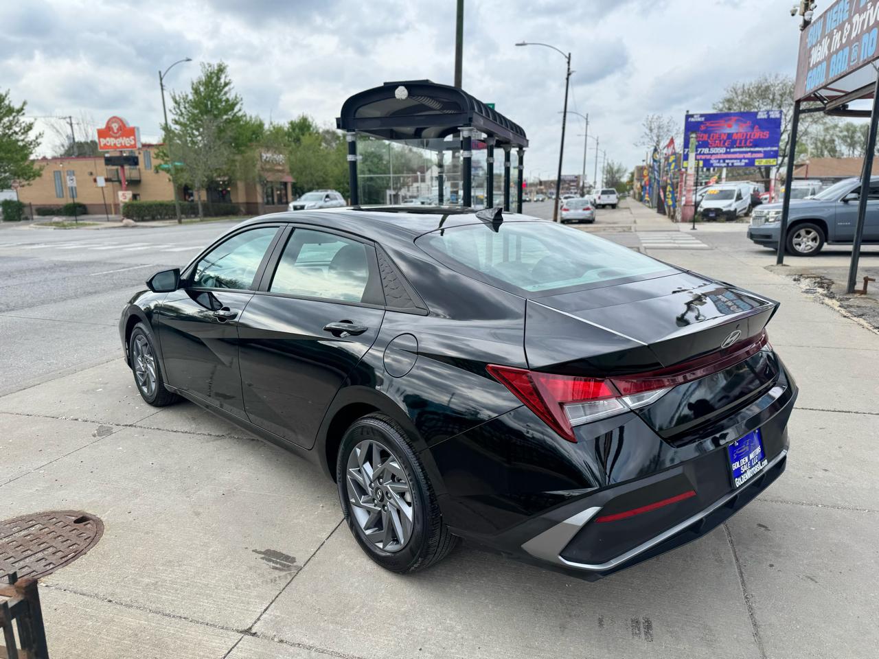 Hyundai Elantra SEL 2024