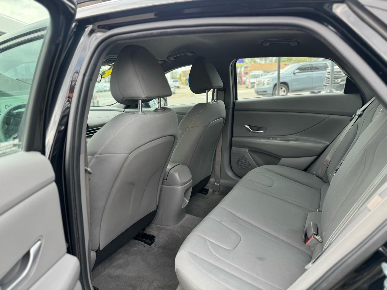 Hyundai Elantra SEL 2024