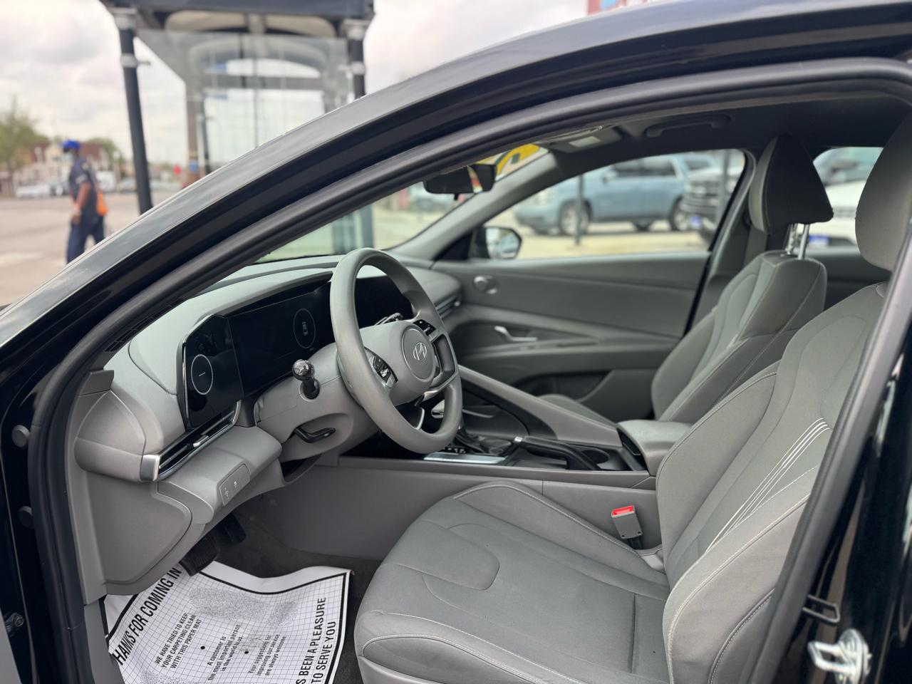 Hyundai Elantra SEL 2024