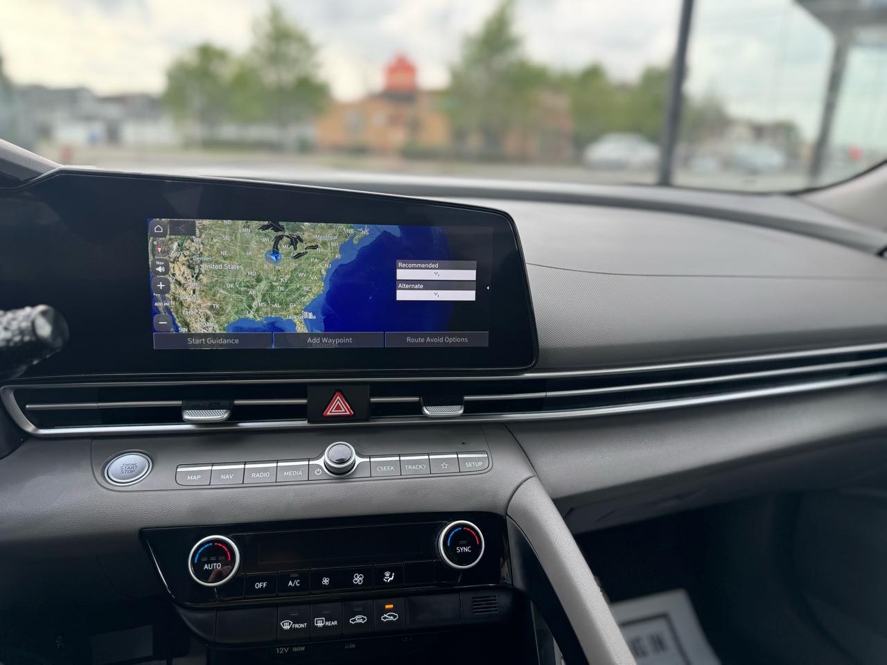 Hyundai Elantra SEL 2024