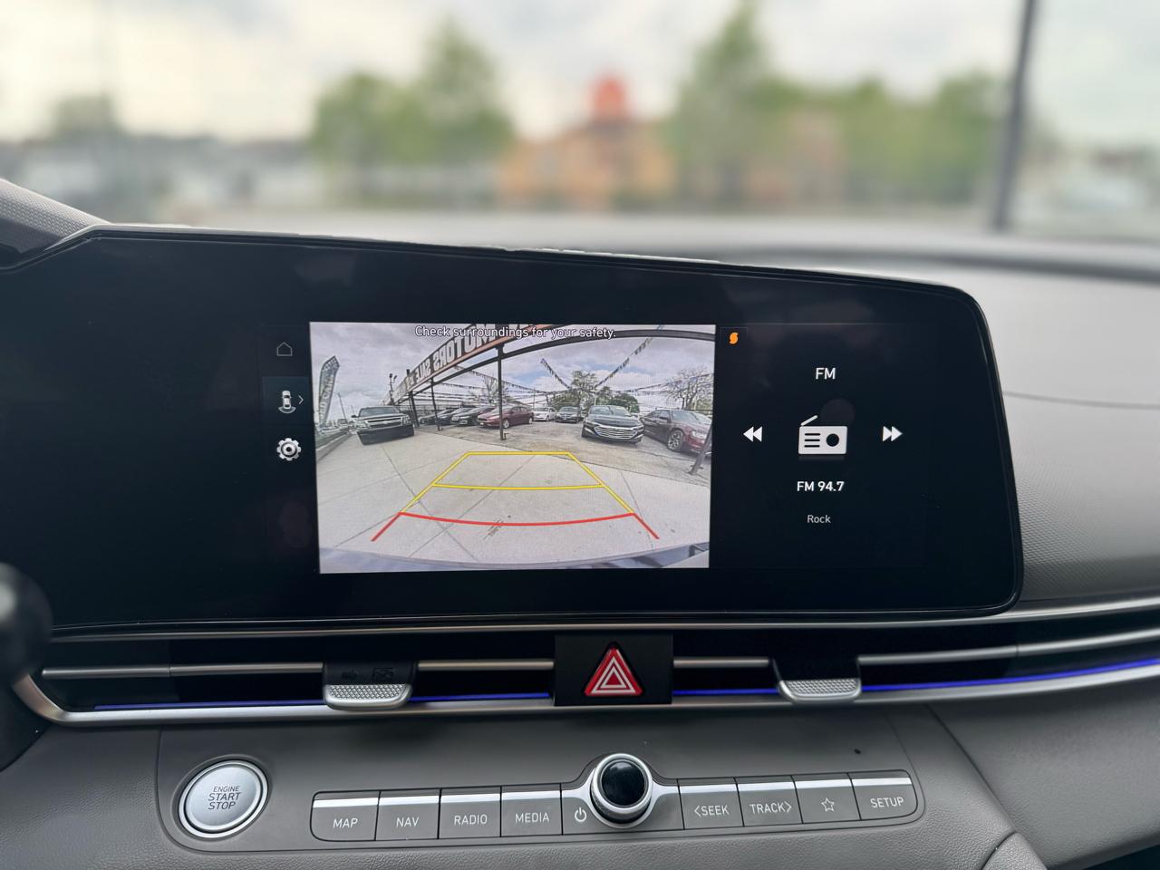Hyundai Elantra SEL 2024