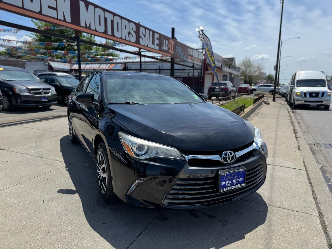 Toyota Camry SE 2017