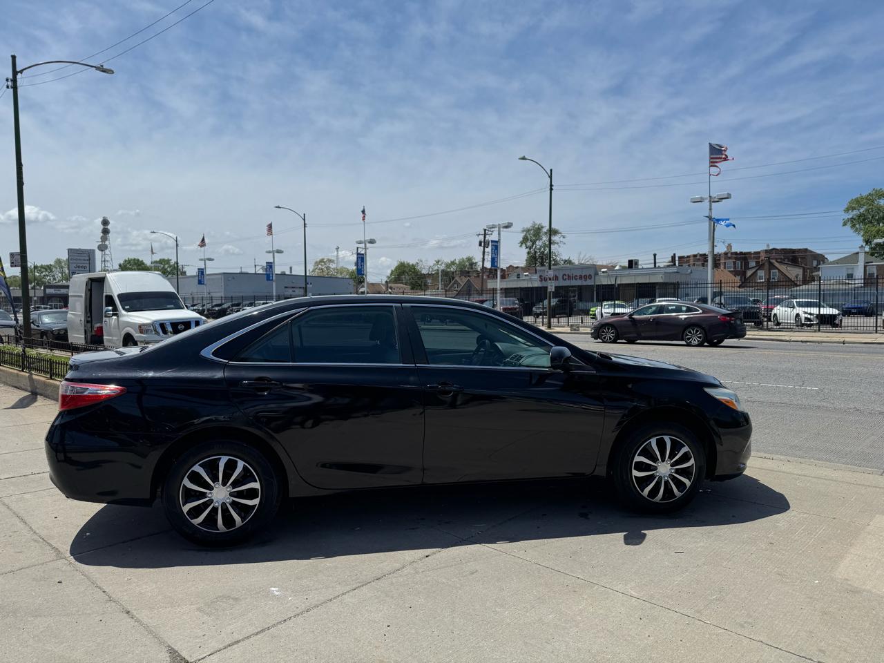 Toyota Camry SE 2017