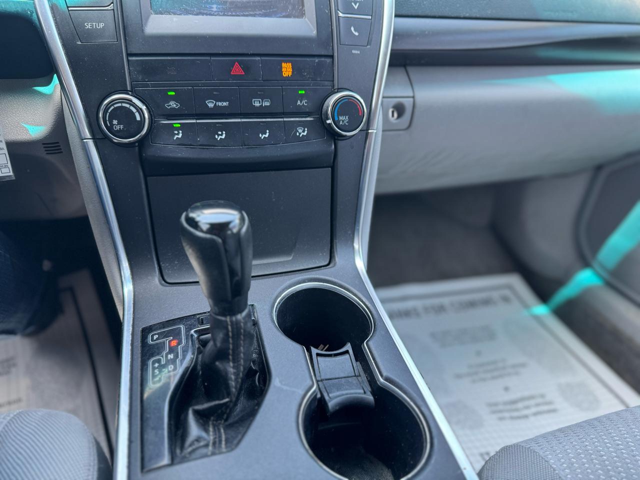 Toyota Camry SE 2017