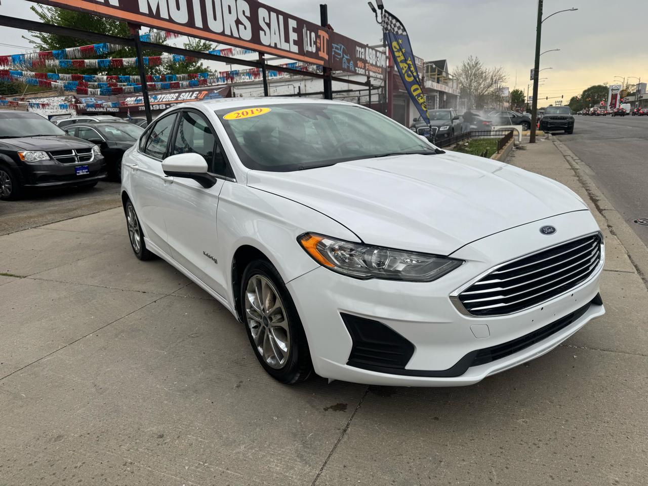 Ford Fusion Hybrid SE 2019