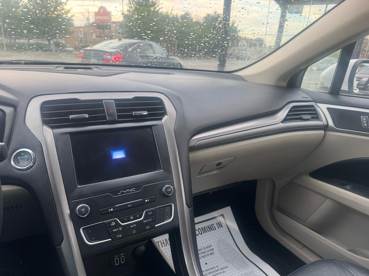 Ford Fusion Hybrid SE 2019