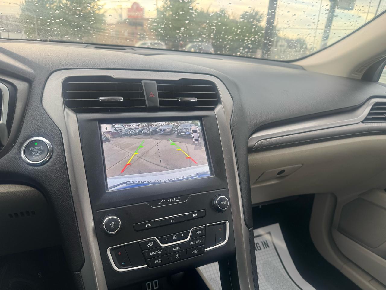 Ford Fusion Hybrid SE 2019
