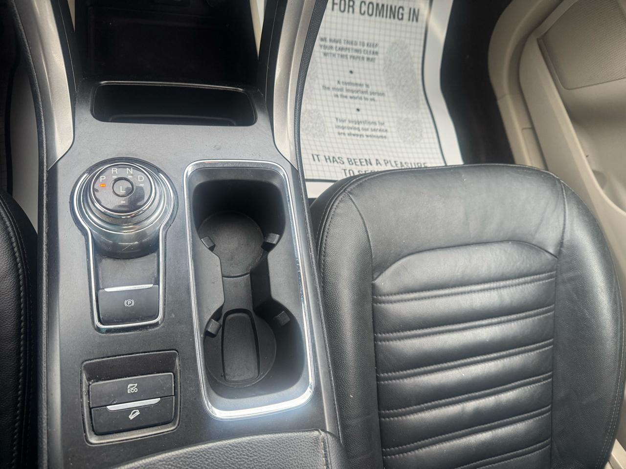 Ford Fusion Hybrid SE 2019