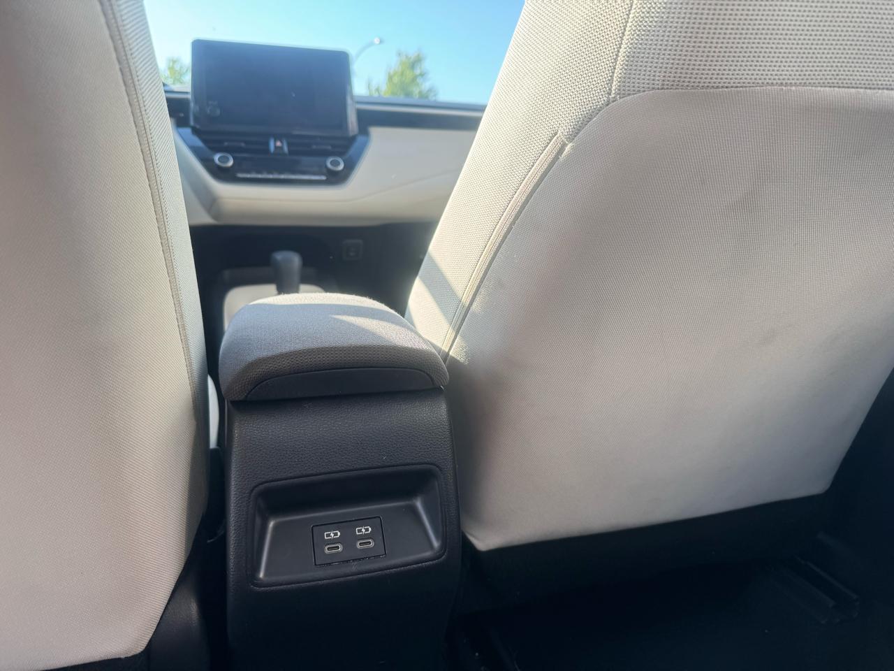 Toyota Corolla LE 2024