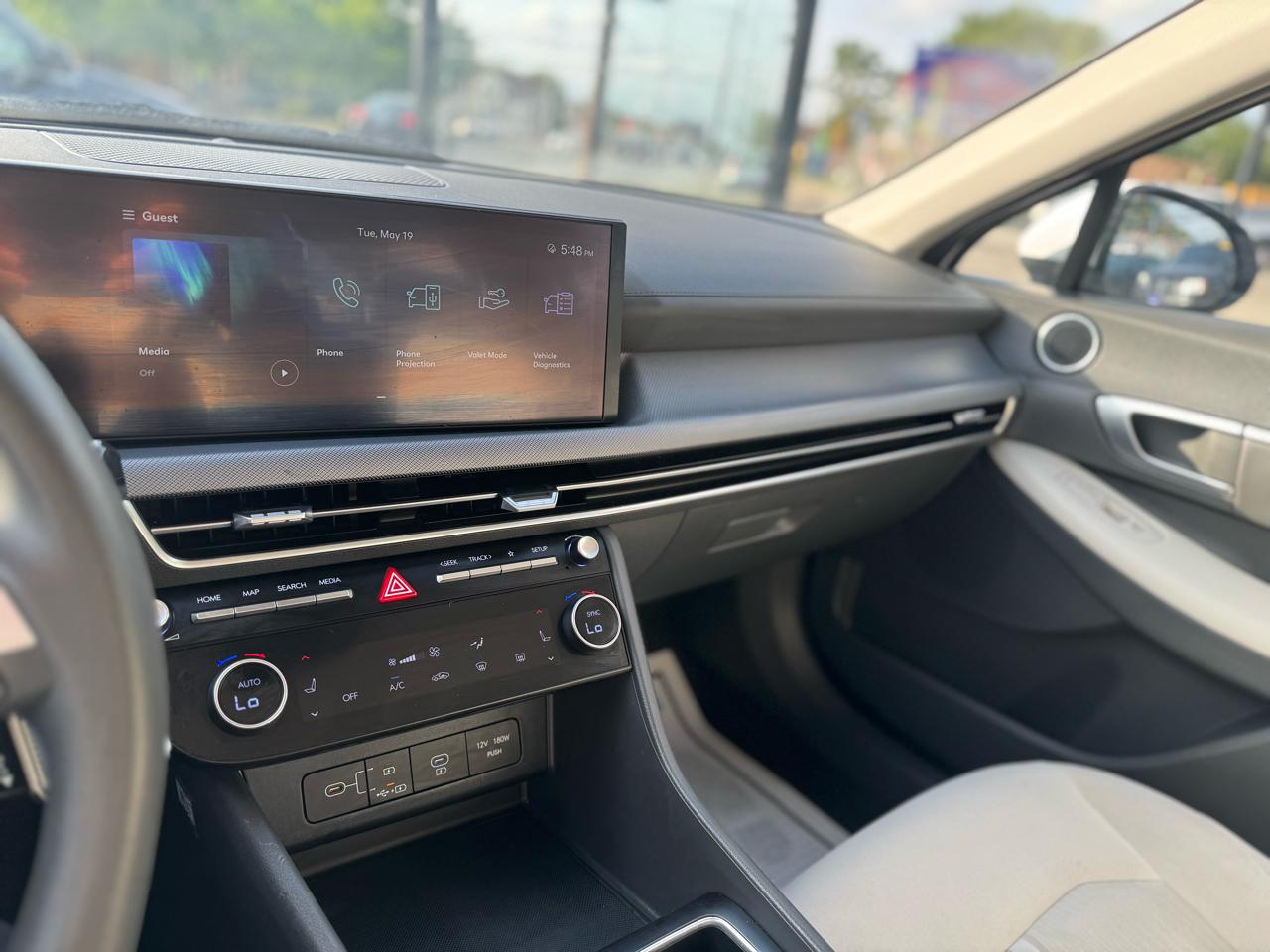 Hyundai Sonata SEL 2024