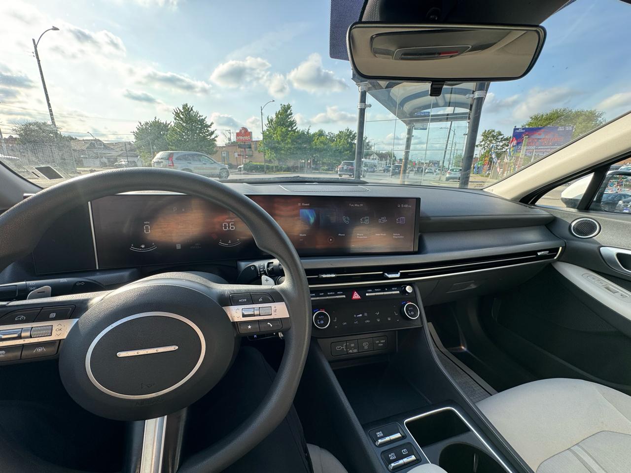 Hyundai Sonata SEL 2024