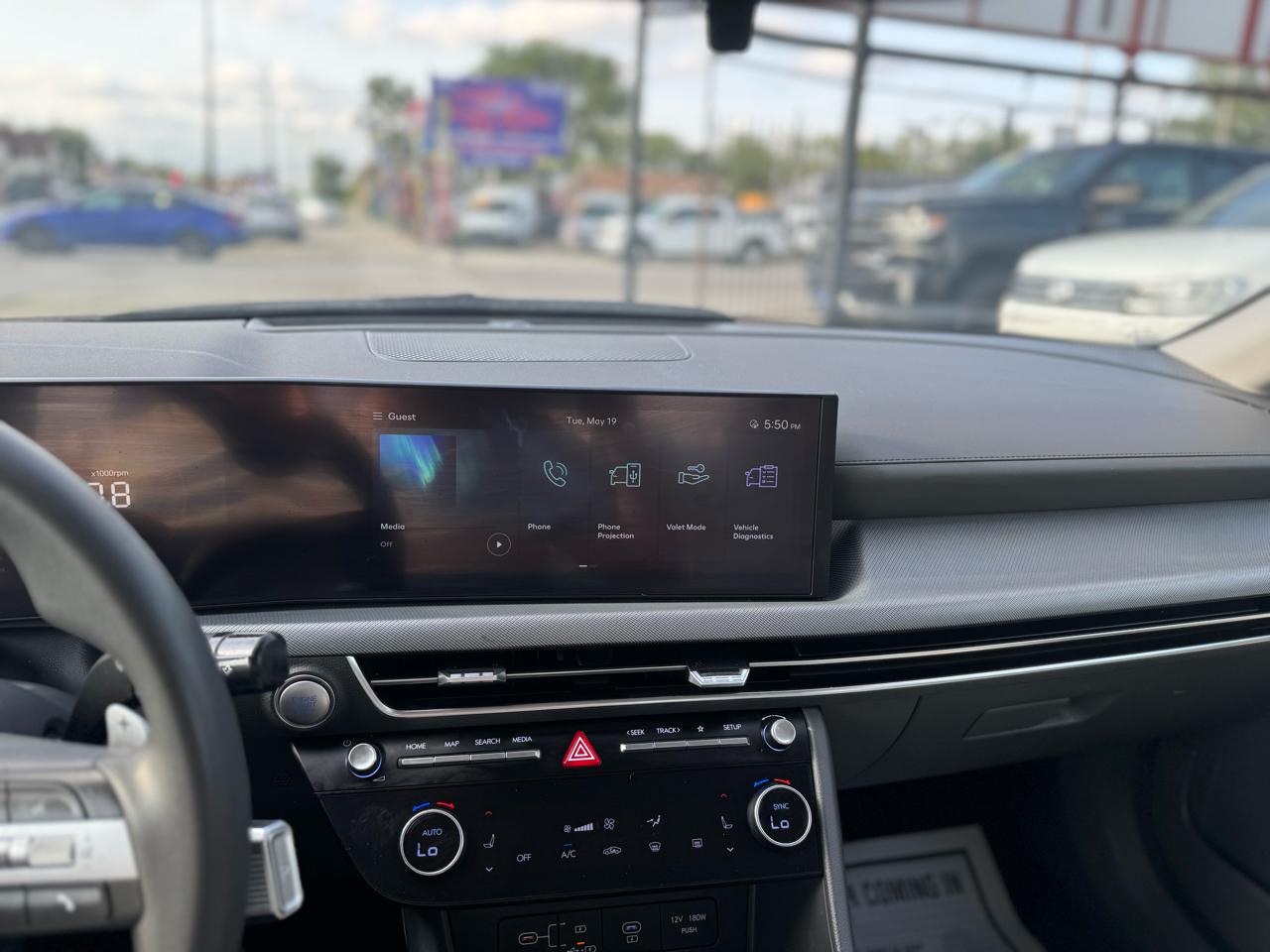 Hyundai Sonata SEL 2024