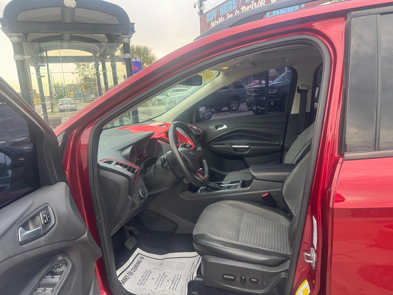 Ford Escape Titanium 4WD 2017