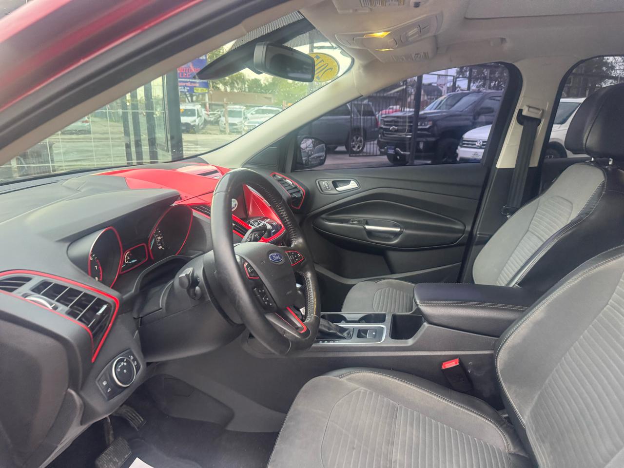 Ford Escape Titanium 4WD 2017