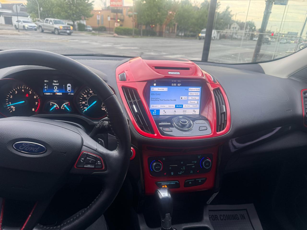 Ford Escape Titanium 4WD 2017