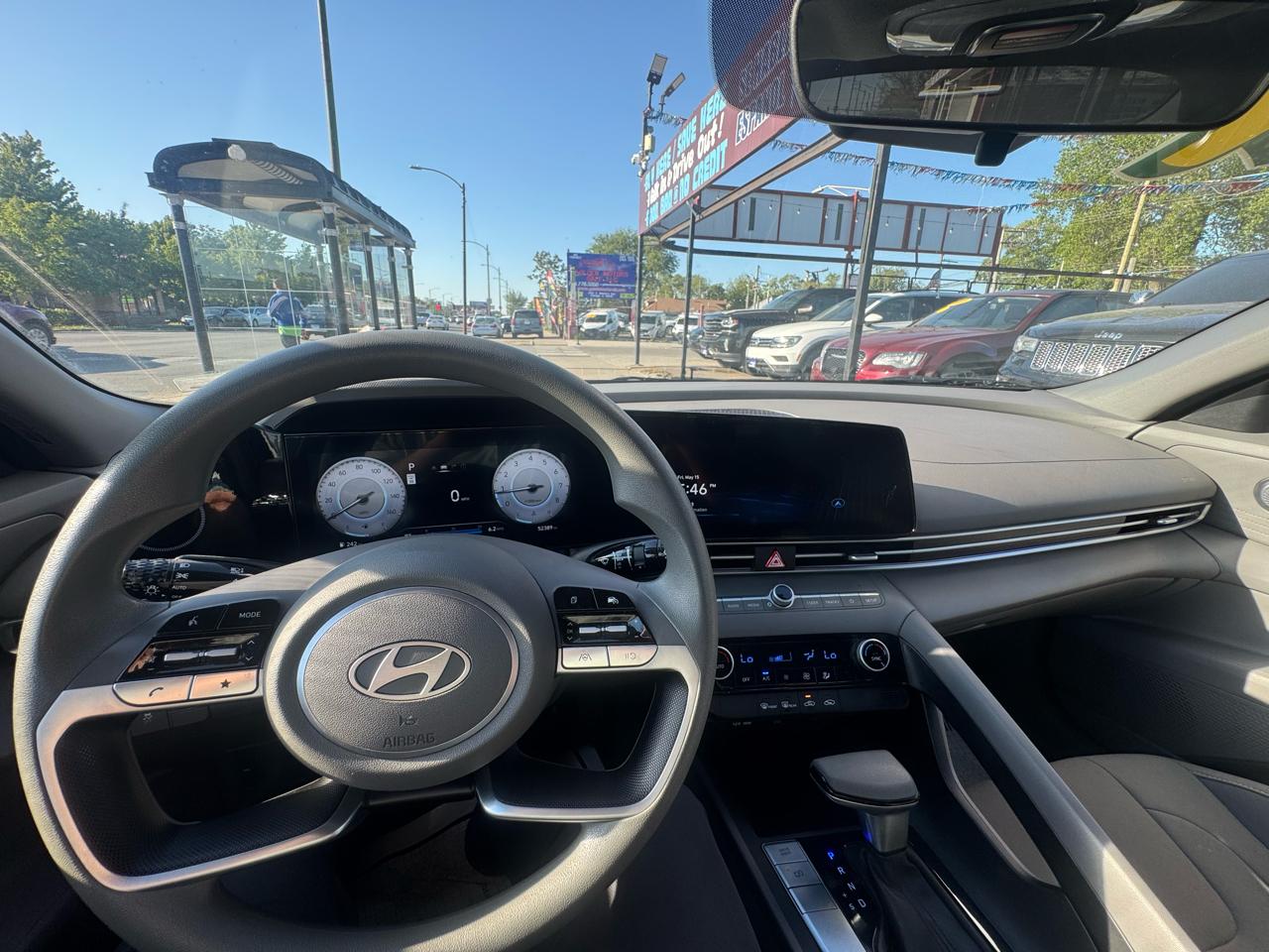 Hyundai Elantra SEL 2024