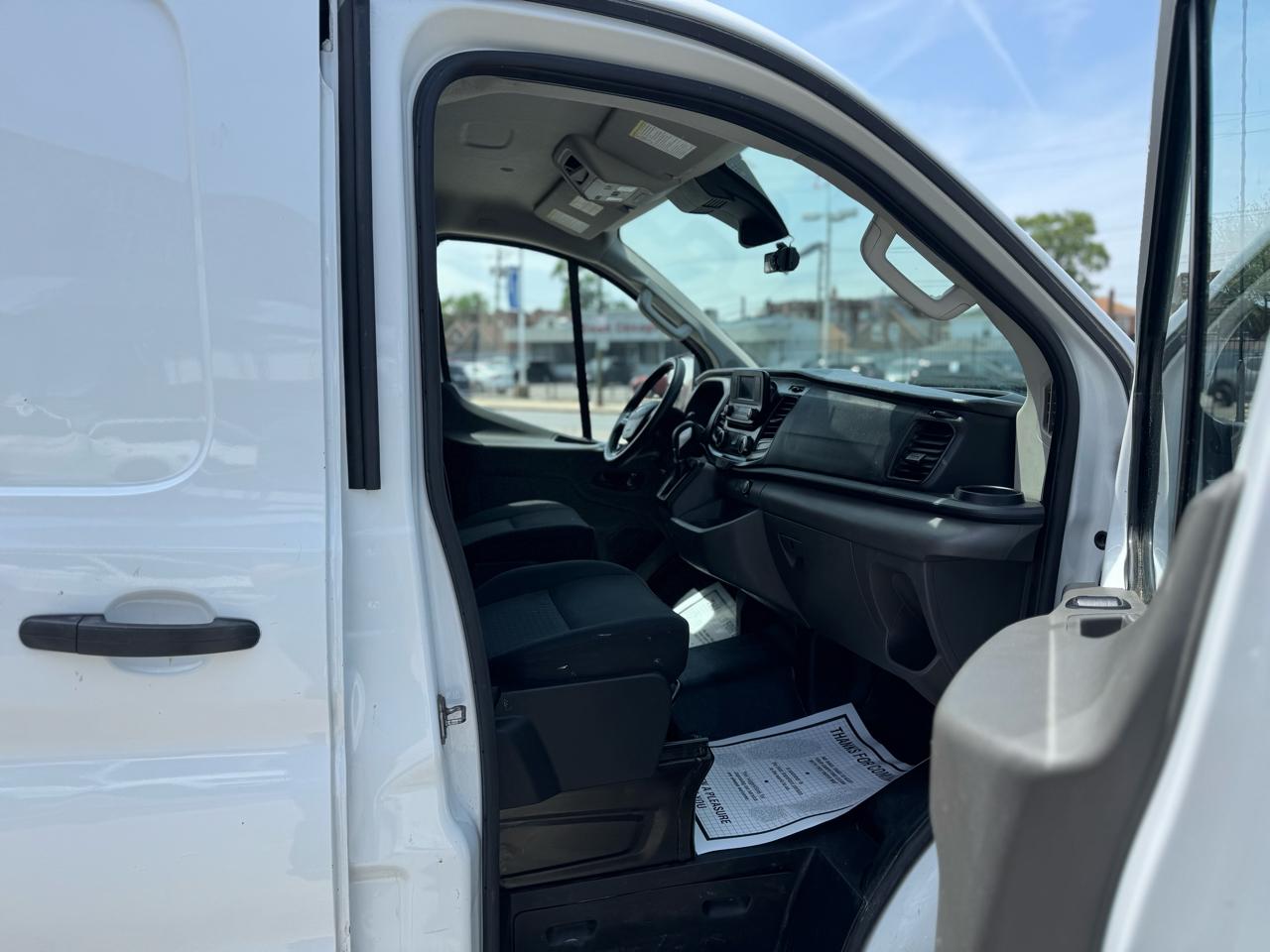 Ford Transit 350 Van Low Roof Sliding Pass. 130-in. WB 2023