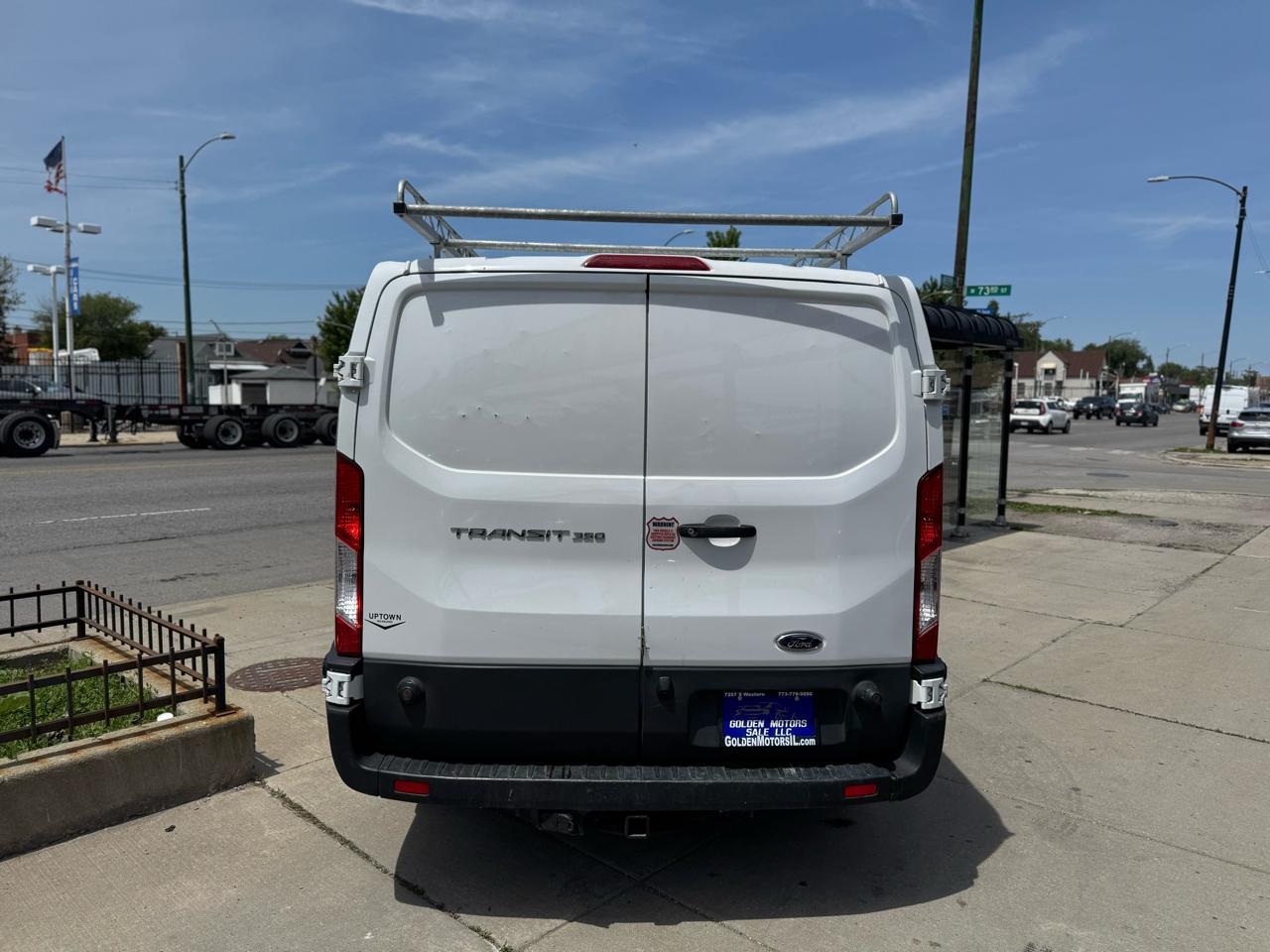 Ford Transit 350 Van Low Roof Sliding Pass. 130-in. WB 2023