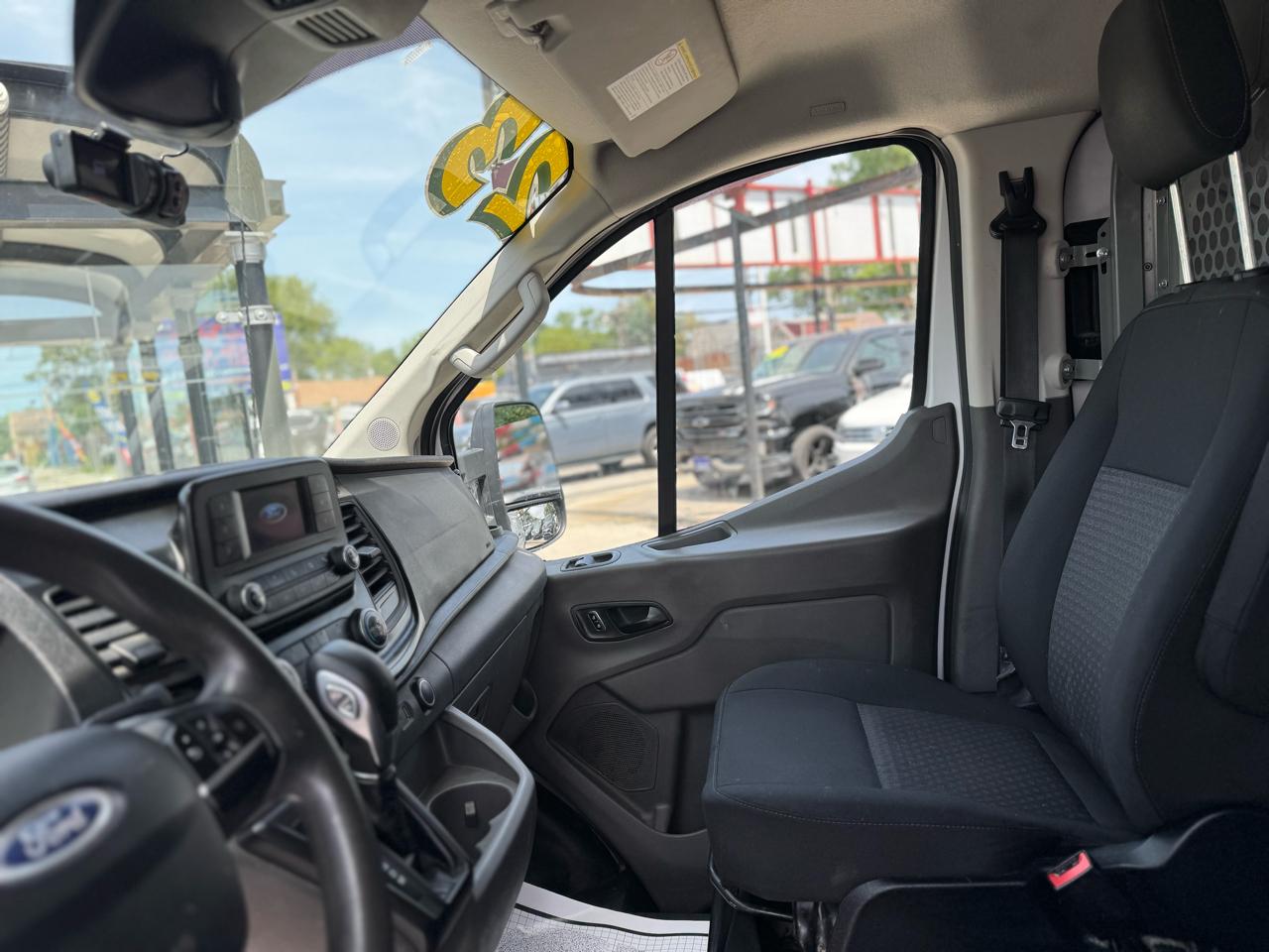 Ford Transit 350 Van Low Roof Sliding Pass. 130-in. WB 2023
