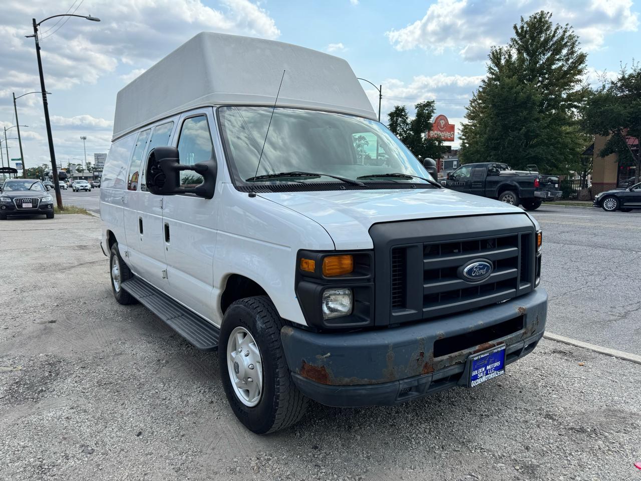 Ford Econoline E-250 2014