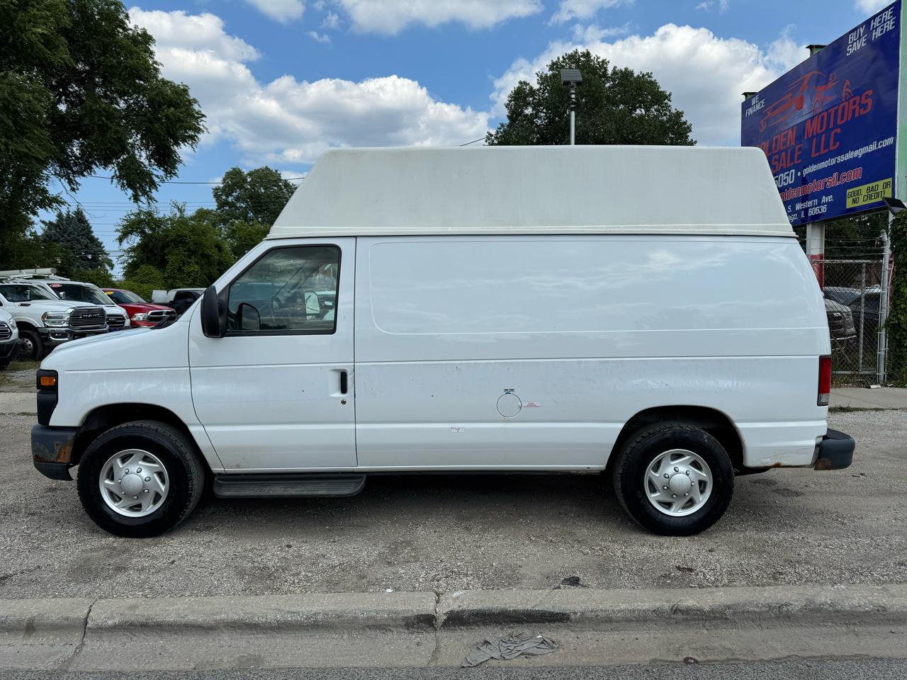 Ford Econoline E-250 2014