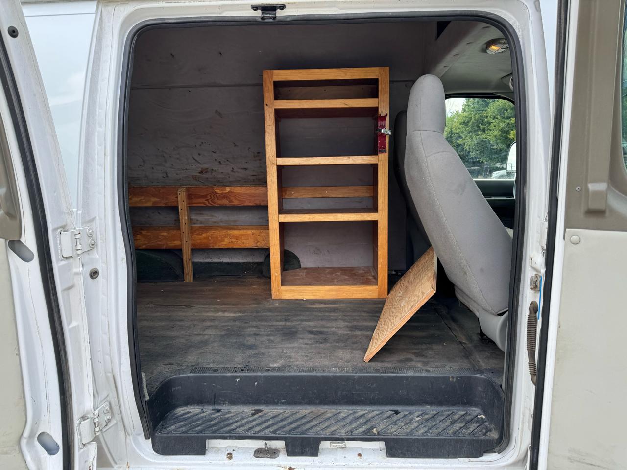 Ford Econoline E-250 2014