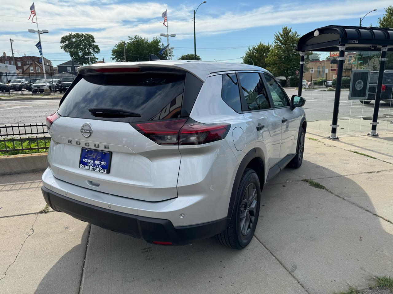 Nissan Rogue S 2024