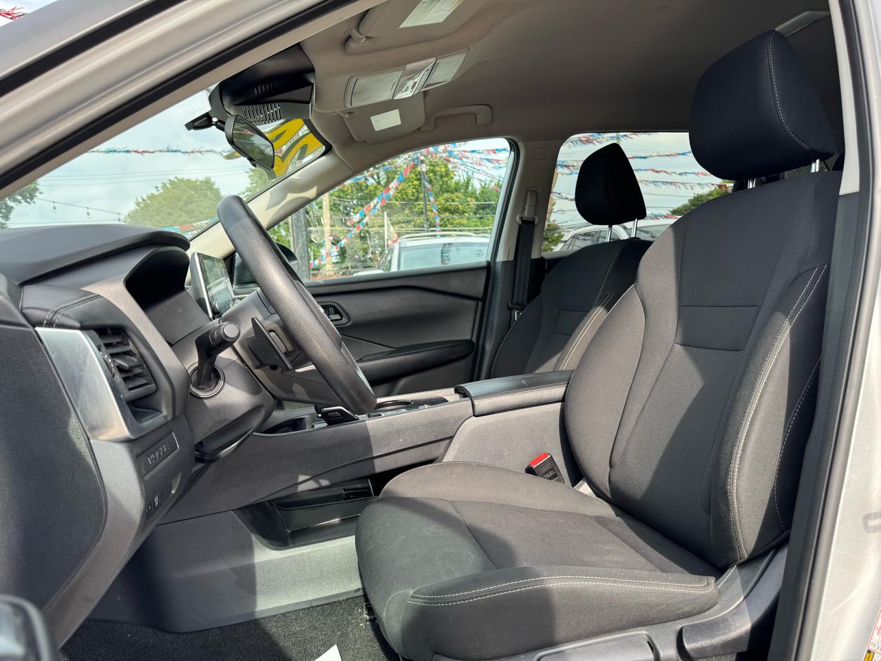Nissan Rogue S 2024