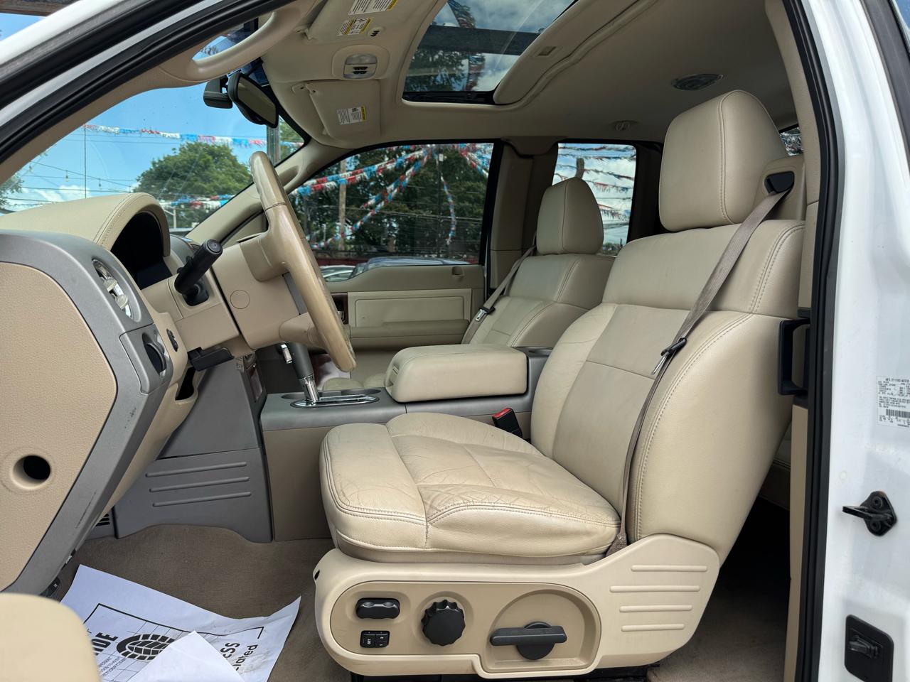 Ford F-150 Lariat SuperCab 4WD 2004